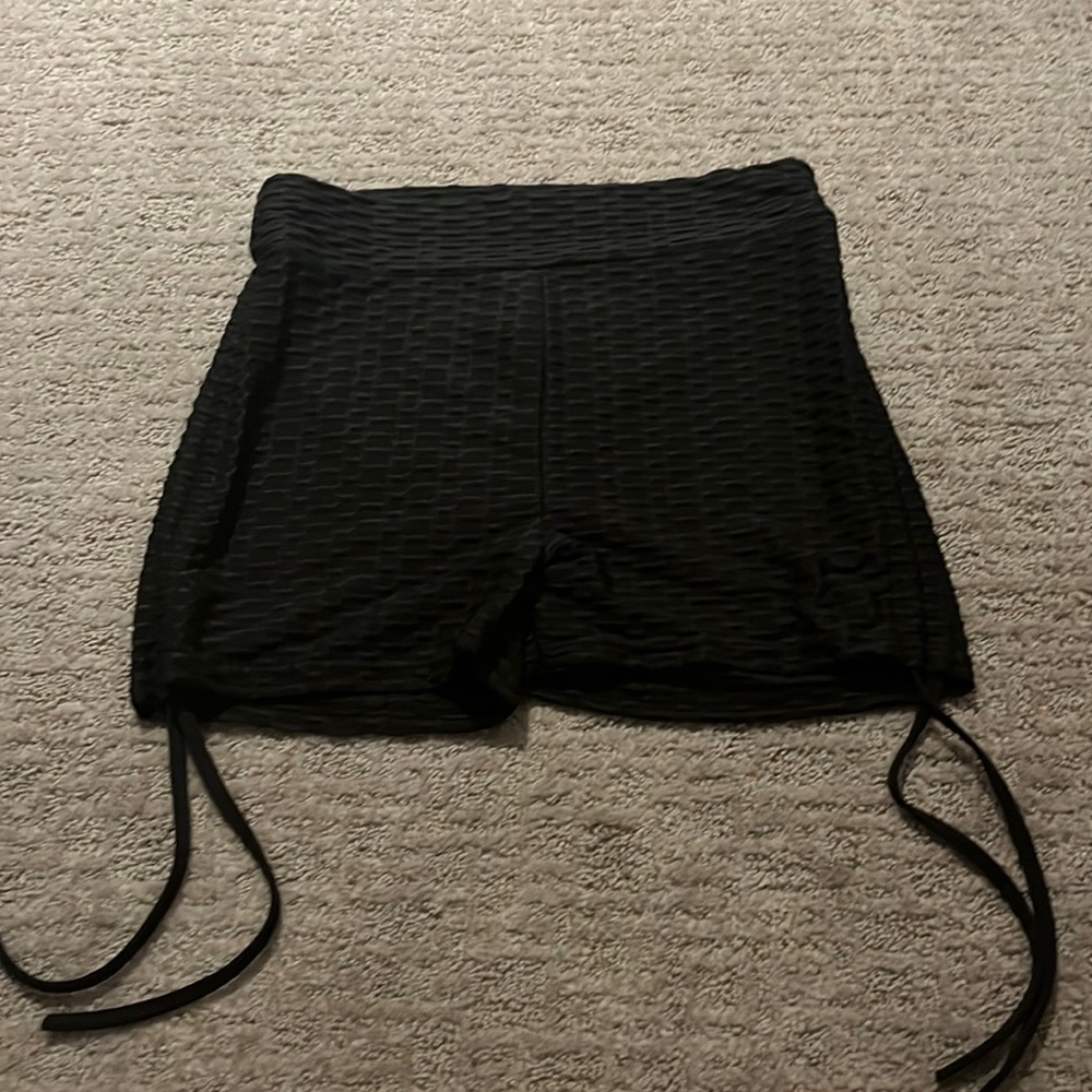 Forever 21 active honeycomb biker shorts